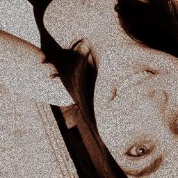 '' Estudo, Adoroo sair aos Fins Dee Semanas com os amigos, gosto de pessoas engraçadas, inteligentes enfim assim como eu ''