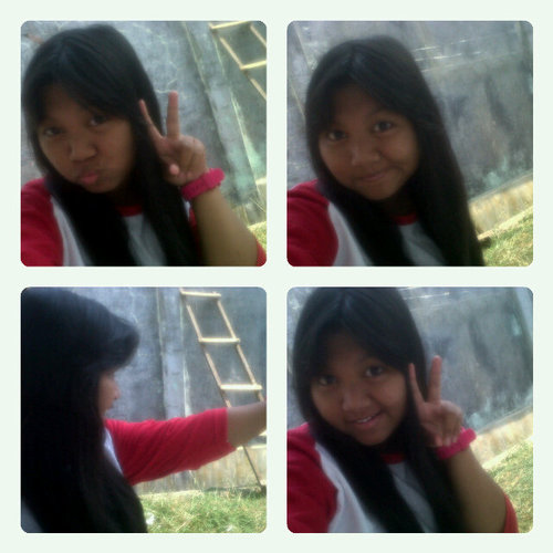 nama saya Nur Cempaka Wulan 20 Maret 1996 :D follow me ya :-)
me follow back you :-)just mentions :D
