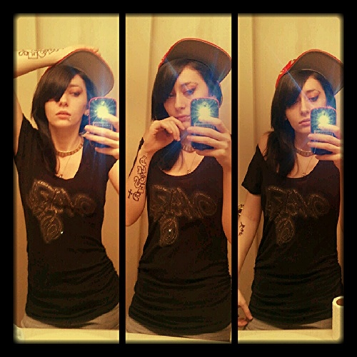 Alcoholien's profile picture. • Alcoholien • Tattoo fiend • 90's baby • Proud shortie • MomLyfe • YWnF • Instagram/Carter_Unleashed