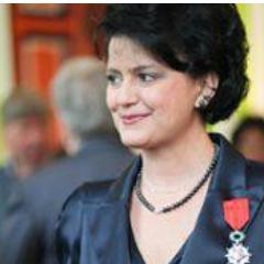 Cont oficial Anca Boagiu.
https://t.co/wkbXvAcXGg