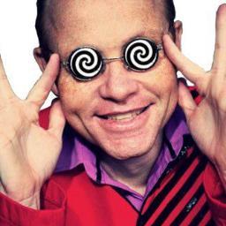 Andre the Hilarious Hypnotist South Africa's answer for hilarious hypnotically driven family entertainment - a laugh a minute guaranteed /Ook in Afrikaans ;-)