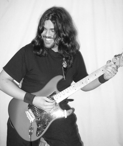 My name is James Khan, I play 6 , 7 , and 8 string guitars in Toronto and will be posting updates and links to my Music soon!
https://t.co/WJymX8F5cJ