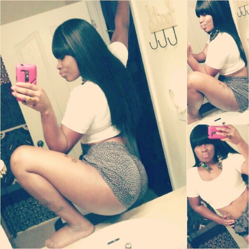 For booking for events ,Hosting ,Modeling ,music video PrettyMoneyMesha@gmail.com #StreetEliteDjsModel #DreamMagModel