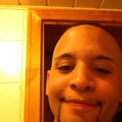 RacketeMonti's profile picture. 