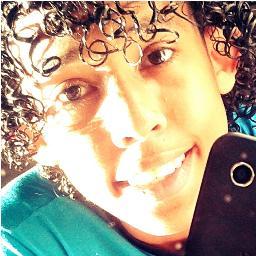 Me chamo Ferdinan, tenho 15 anos, sou chato, as vezes ignorante, legal , educado ( basta ser tmb) e naum gosto de mta idiotice naum.. *-* 
 'Básico'
