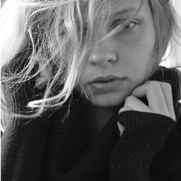 IlovedjsOksana's profile picture. 