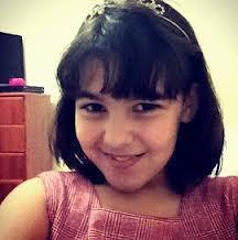A Meninar q Pra variar te um Irmão Ciumento rsrs, então Cuidado =P ''Depois ñ diga q eu ñ avisei rsrs'' !!!!!