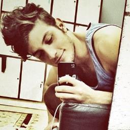 @ChayLeao Seu  sorriso me encanta,ele mecha comigo!! Nunca irei te esquecer!! Nunca vou te dar um Tchau pra você!! Te Amo seu lindo!!