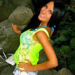 Hi i'm Adrienne (Adribaby) love all people and living my life :) lover of truth and love. My idol is my mom. Instagram: AdrienneGolovit  Thx 4following me