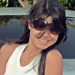 13 anos, Geminiana, Criativa, Generosa, Calorosa, Expressiva, Alegre,  Sincεrα , Ciumεntα ,Chαta , Difícil  !