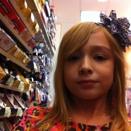 kmb654's profile picture. Whoever is hacking into my account go to HELL!!!!!!!! And go hack into someone elses account im worning u my uncle is a cop!!!!!!!!