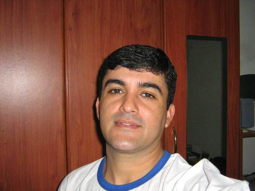 Meu nome é Carlos Magalhães de Jesus, formado em Tecnologia em Gestão de Produção Industrial pela Universidade de Mogi das Cruzes-SP.