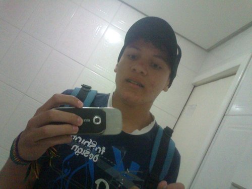 (M+E-N+I-N+O/B-O+L-E+I-R+O) #Ousadia&#alegria MeSeGuE! #FALLOW