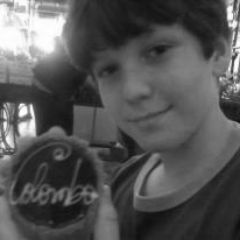 Jogador de Minecraft, Designer e Nerd.