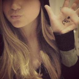 Ontem à noite olhei para o céu e comecei a dar a cada estrela uma razão pela que te quero tanto. Por q eu sinples mente Te amo'' ♥