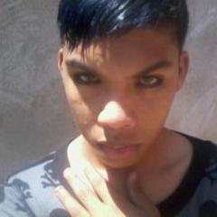 sou um menino q se alto fez