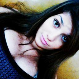 Twitter antigo da Ma, segue o outro @maahsato
