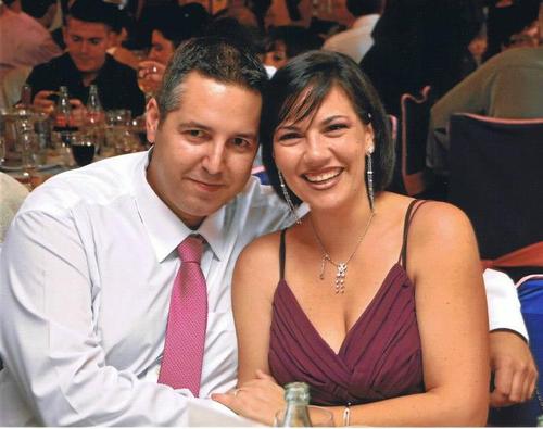Felizmente casada con @jjmorenocastan y gracias al fruto de nuestro amor tenemos 4 hijos Juan José,Eva e Israel y Maria