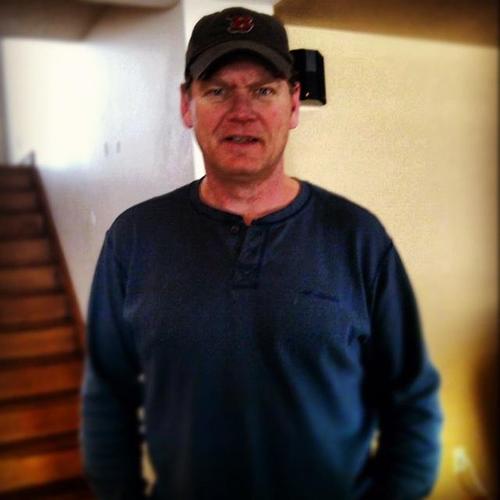 stevelarmer28's profile picture. 