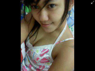 ZhetaAng's profile picture. saya hargai jika anda menghargai saya.