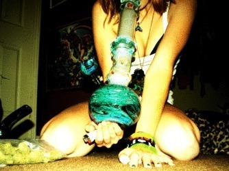high_girl_probs's profile picture. let get high and make some memories.