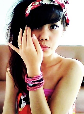 fenygracia's profile picture. You have to endure caterpillars if you want to see butterflies...