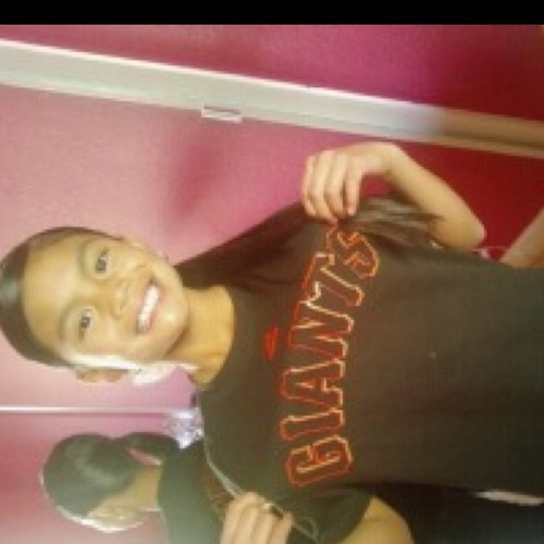 Hiii! ;D i LOVE YOU 1D    #THUG4LIFE  yee bruh yee bruh ;)