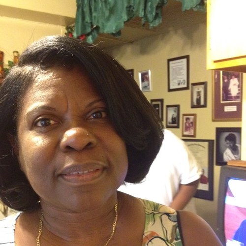 LillianMlb's profile picture. 