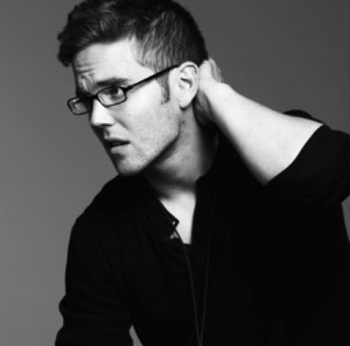 BlairPetty's profile picture. Make-up//hair artist, occasional health enthusiast, sometimes writer, part time zombie expert.