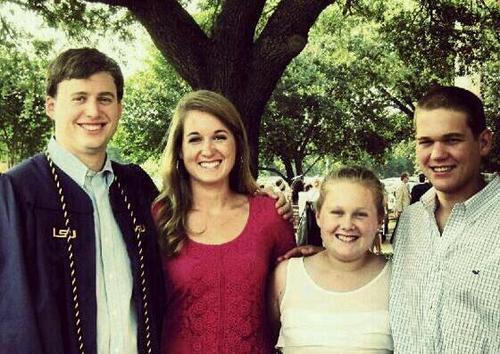 dewrou's profile picture. 