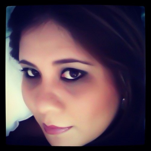 Alegre, sociable, me gusta reirme de la gente, prejuiciosas muchas veces. Amo a Dios, a mi Iglesia, a mi familia, Católica 100%