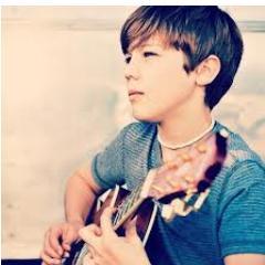 I love Reed Deming #Reedling And i as well love One Direction and Justin Bieber #StayBeautiful #Yolo