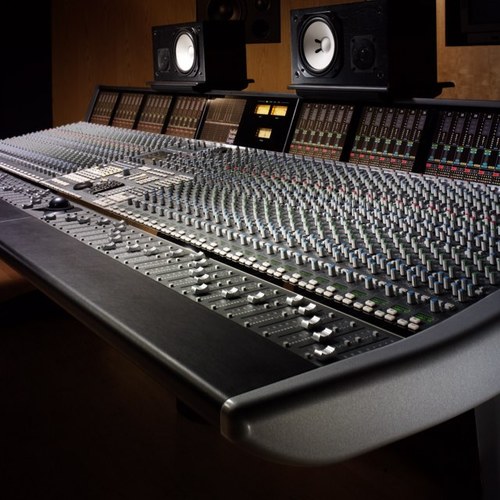 Music Producer, Audio Engineer, Taller De Arte Sonoro @TAS_Escuela, Piano Player, Maratonista , 10k 12,5k 21,1k 42,195k.