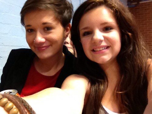 im mollie :) im brittish...yeah i follow back
