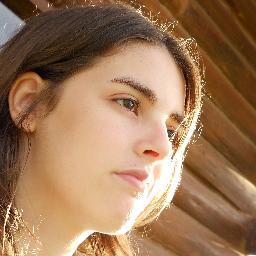 Vivo a fondo e intensamente y me parece la mejor manera de vivir...
abogada penal. Participo en Somos