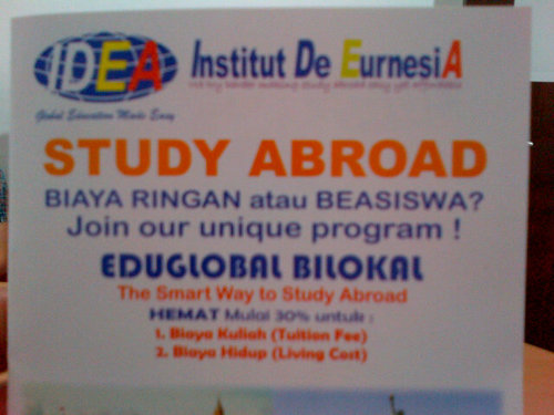 Follow Kami dan Dapatkan Informasi Sekolah Luar Negri dengan biaya dan/atau beasiswa
