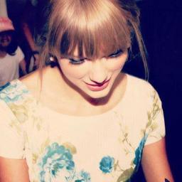 Taylor Swift taught me to be fearless. Justin Bieber taught me to believe in my self. ~ Enchanted to meet you.