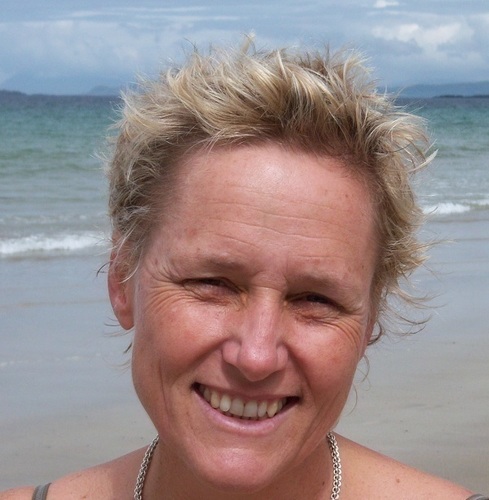 Freelance writer interested in not consuming stuff and reducing waste.