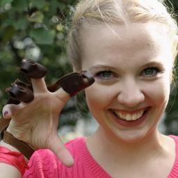 FireSoulBird's profile picture. Love: rock, Tokyo, April, craft supplies shops, coffee, French, parrots. Hate: bad music, farmer markets, polyester clothes, crowded events, winter