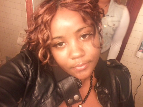 Im brownskin wit a pretty face.I like to have fun an enjoy life.I have a five year old son. In if anybody knw me im the world greatest cupcake..