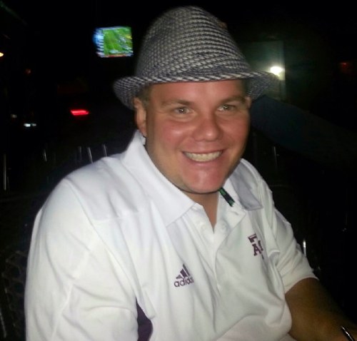 mark_doodleson's profile picture. Houstonian / Wholesale Roofing Distributor Salesmen / Fun Loving / Sports Nut / Dancing Bear / Workout Enthusiast / Fightin Texas Aggie / Captain of Goodtimes