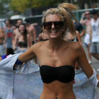 ﺣﺘێ لوُ ﺈاعرڡَ ﺈاخون مااَ اارﺿضااهاا علييييکِ ♥