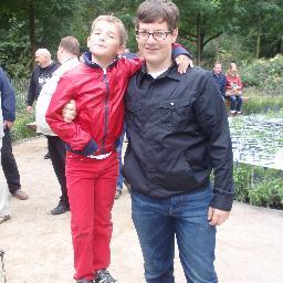 AFCA // zit op het cartesius 2H1 // hockey bij AthenA JB3 // 14 jaar // nummer 06- vraag maar // follow dus maar :)