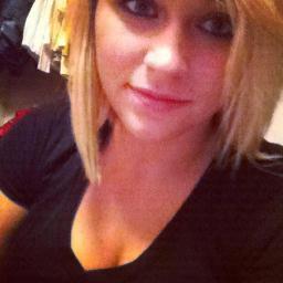 My names Autumn Parker. I love soccer, but that doesnt mean Im that good. I'm sociably awkward D: I love cats. Im destined to be a cat lady. Get to know me?