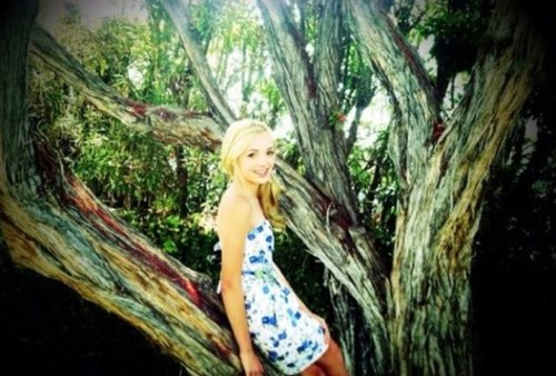 oPeytonList's profile picture. Hey, I'm Peyton!! I play Emma Ross on Disney Channel's 'JESSIE' & Holly Hills in the'Diary of a Wimpy Kid ' films XOXO :D :D