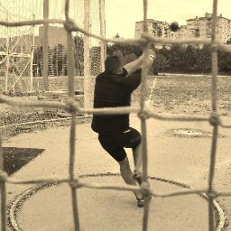 Entrenador Nacional FI. Sector de lanzamientos.
Director técnico de Atletismo y entrenador del @CD_Tajamar. 
Presidente @UMAtletismo
Coach Crossfit Montecarmelo
