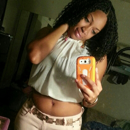 LolaBugzBunni's profile picture. 