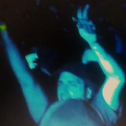 BiscoRage's profile picture. Can't get enough music, never get enough bisco
      "the aorta of the rail"     🌲💗🌲