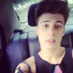 Bassman @garnetoficial  http://t.co/hHV4FF2r3H To ficial