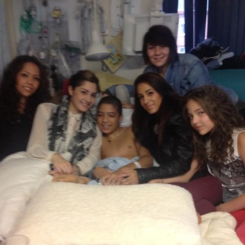 TaroMoore's profile picture. im @lauraloo3 Taro was diagnosed with a malignant brain tumour He is about to start radiotherapy plz keep support up to keep that smile on his face